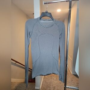🍋 Lululemon Swiftly Tech Long Sleeve sz 4